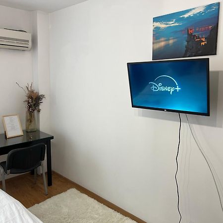 2 Rooms Apartment City Center Яссы Экстерьер фото
