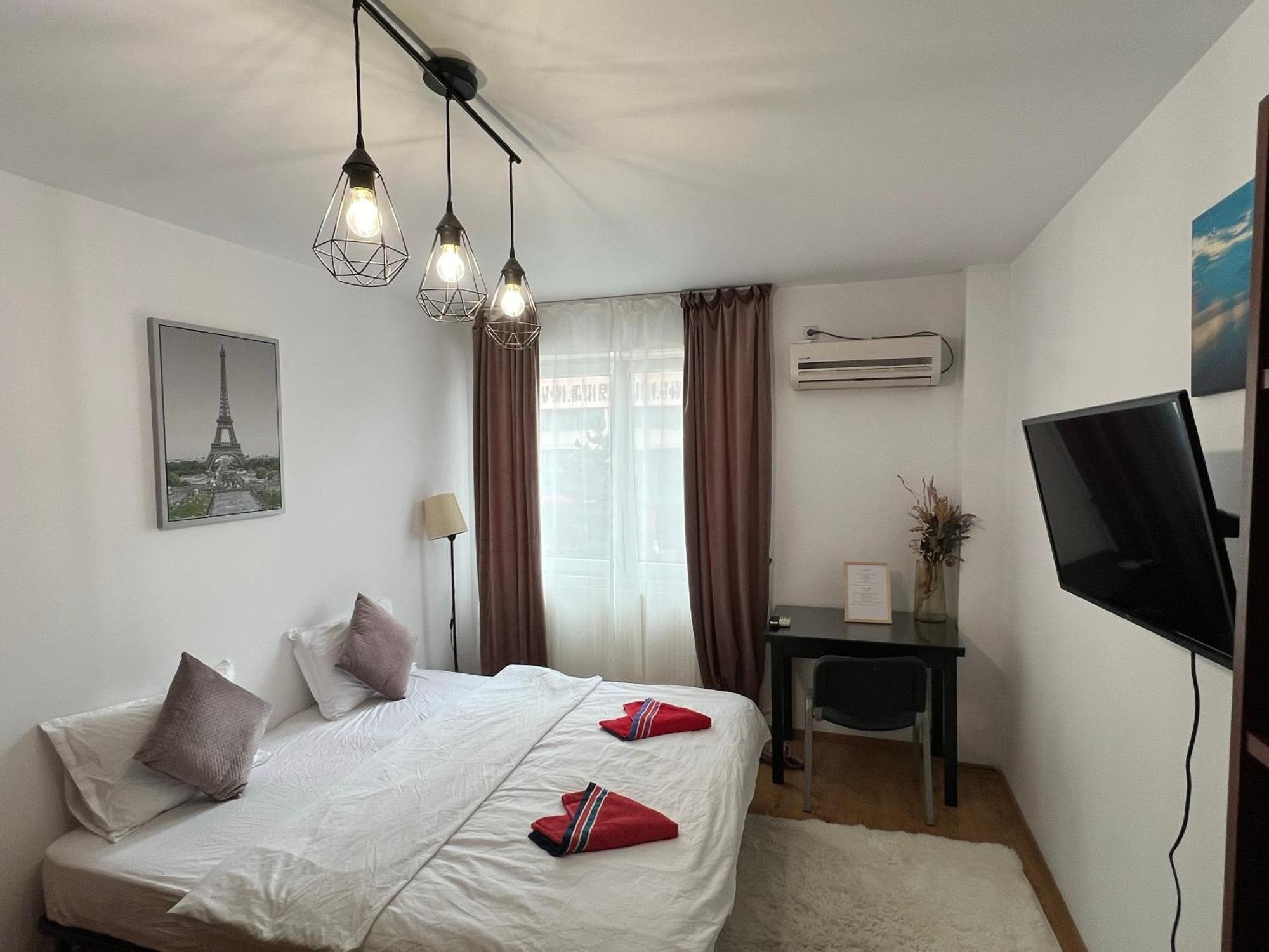 2 Rooms Apartment City Center Яссы Экстерьер фото