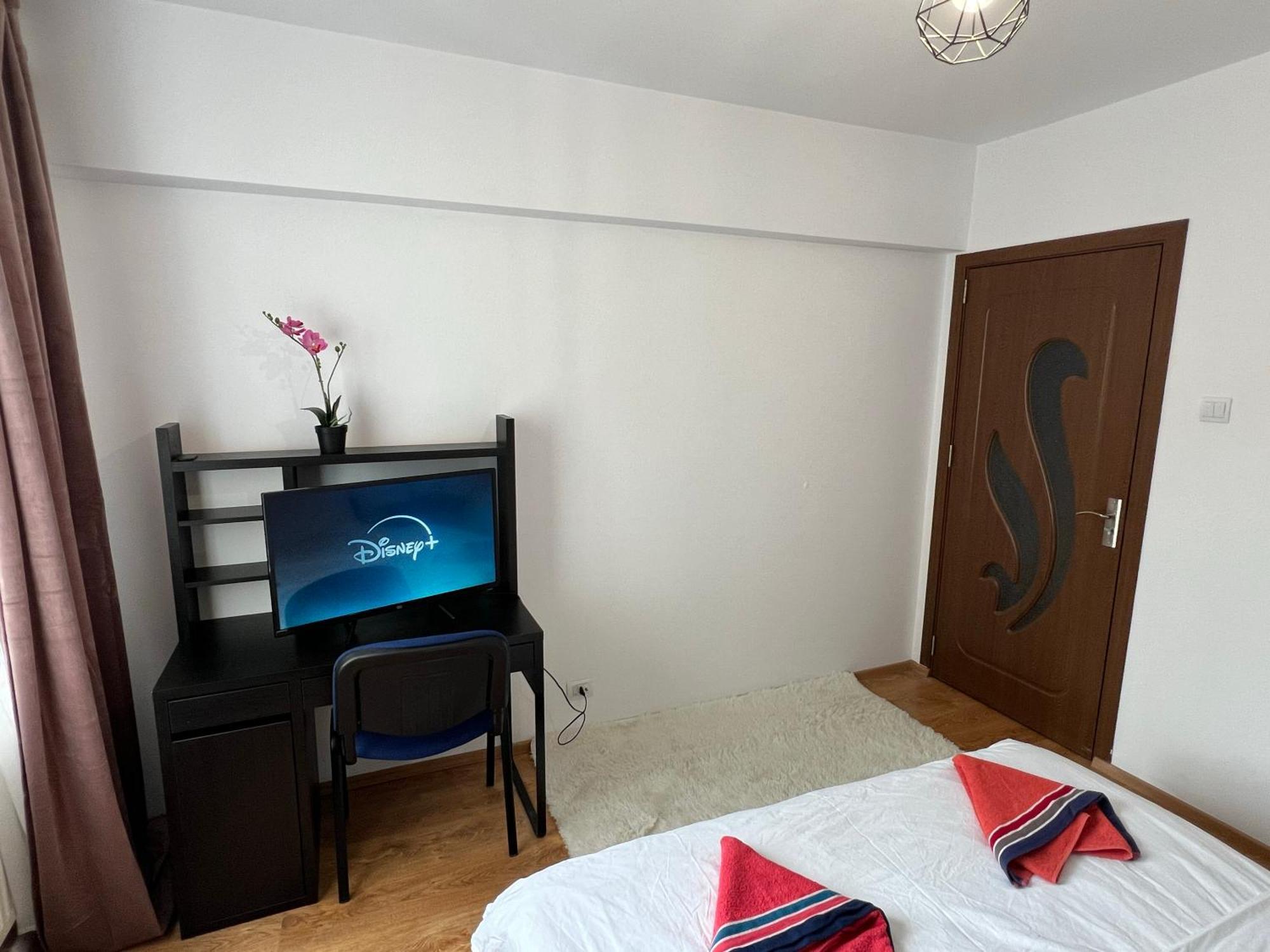 2 Rooms Apartment City Center Яссы Экстерьер фото